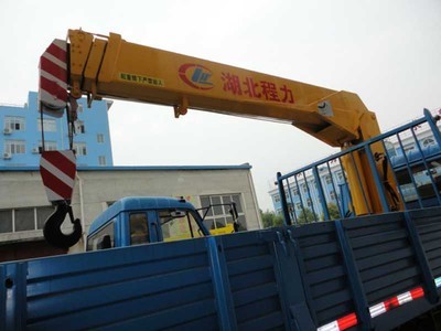 張家界隨車吊采購(gòu)指南 廠家、供應(yīng)商、報(bào)價(jià)與資料查詢